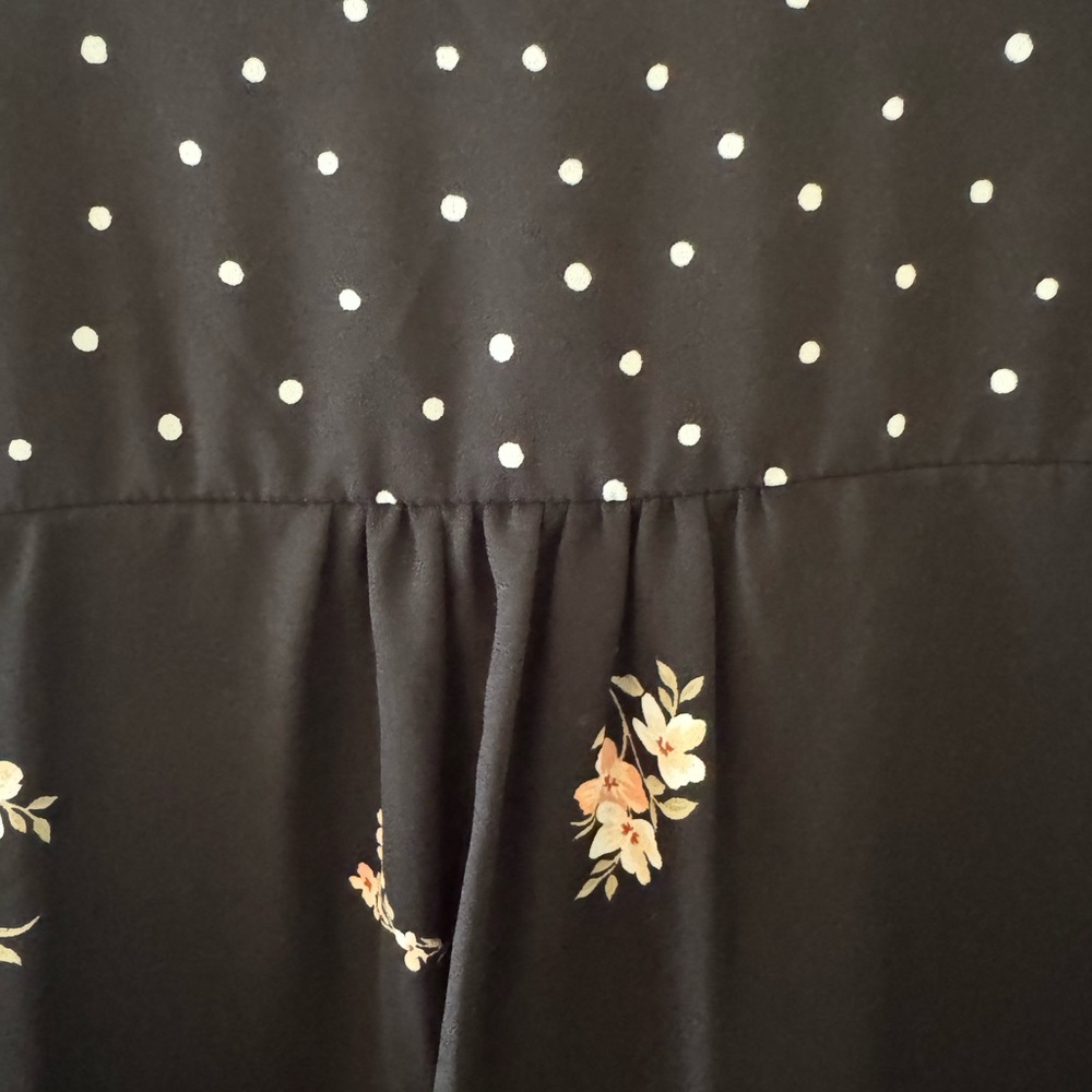 41 Hawthorn Black Floral Blouse with Stud Accents - Picture 8 of 9